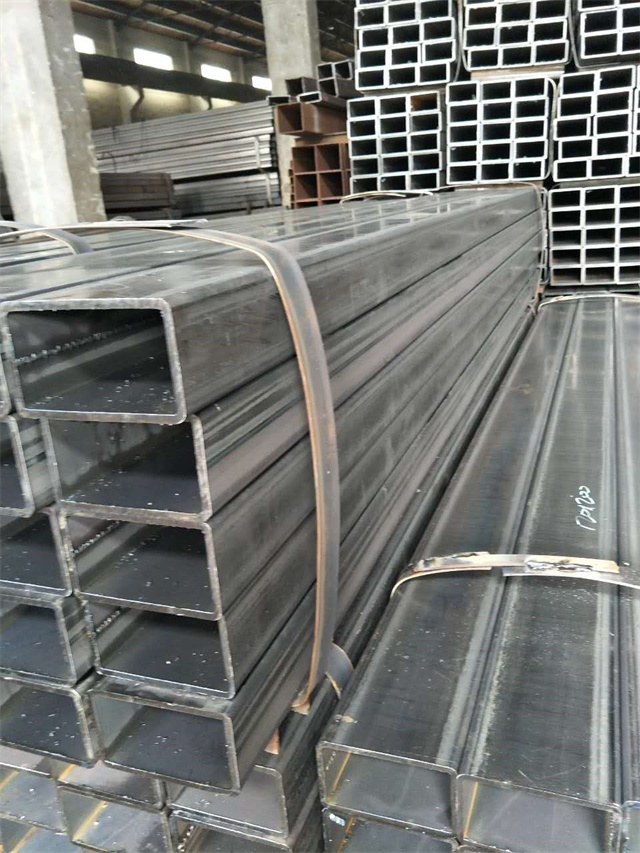 1767593970136845.jpg 149689340493582228472_960_1280.jpg